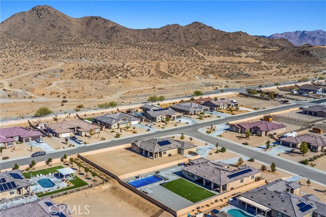 19526 Javelina, Apple Valley CA: https://media.crmls.org/medias/996c0f40-1992-4ab7-91c7-00c1cefbe0b0.jpg