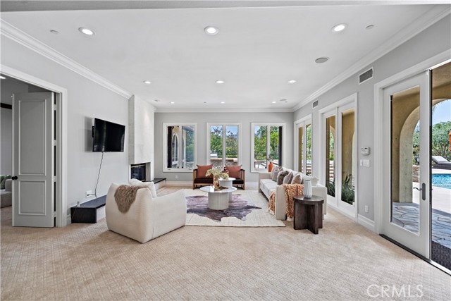 2535 Bronzewood Drive, Tustin CA: https://media.crmls.org/medias/996c3cbd-2dd4-4831-af39-1208ade689cf.jpg