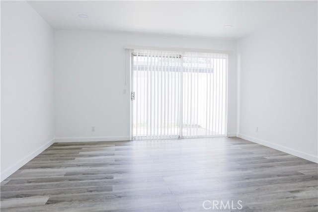 Detail Gallery Image 12 of 33 For 2709 S Baker St, Santa Ana,  CA 92707 - 2 Beds | 1/1 Baths