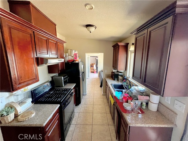 Detail Gallery Image 11 of 25 For 23079 Minnetonka Rd, Apple Valley,  CA 92308 - 3 Beds | 1 Baths
