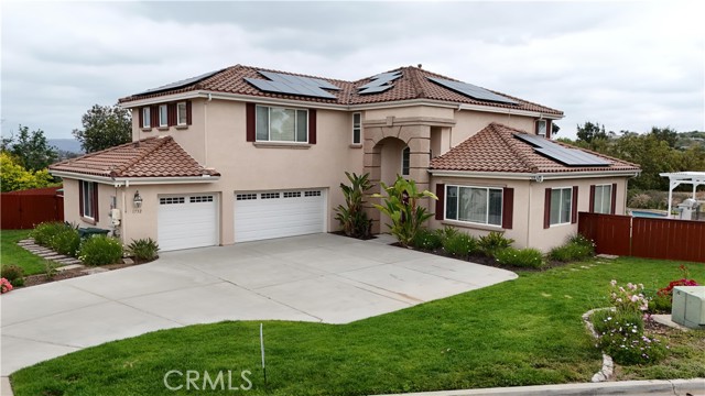 Detail Gallery Image 2 of 50 For 1732 Gamble Ln, Escondido,  CA 92029 - 4 Beds | 3 Baths