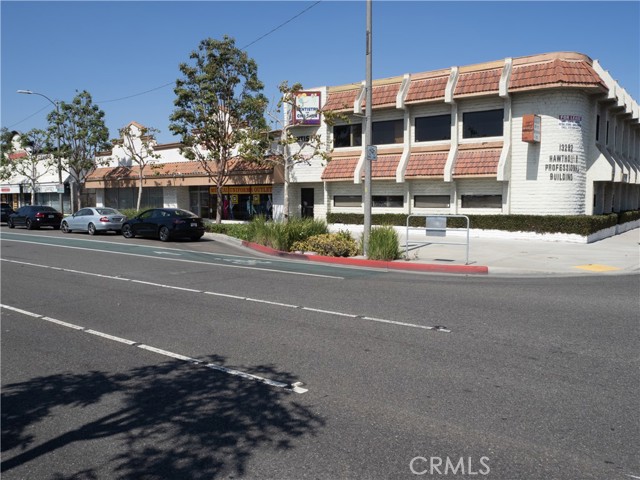 13252 Hawthorne Boulevard, Hawthorne, California 90250, ,Commercial Lease,For Rent,13252 Hawthorne Boulevard,CRSB24134874