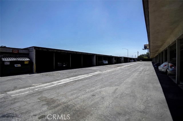 23318 Sesame Street, Torrance CA: https://media.crmls.org/medias/996dfc40-b869-4db9-b01e-265af92a2f92.jpg