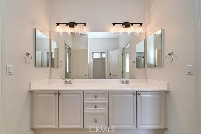 Detail Gallery Image 29 of 37 For 7 Volta Del Tintori St, Lake Elsinore,  CA 92532 - 5 Beds | 4/1 Baths