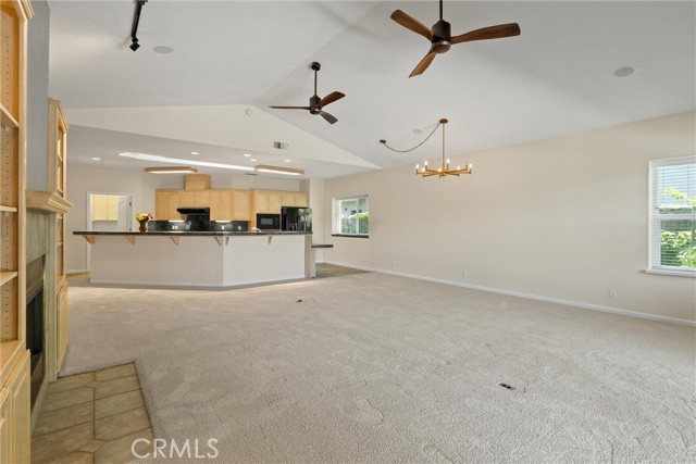 43 Edgewater Court, Chico CA: https://media.crmls.org/medias/996ea1f9-d731-4eb6-a229-d42ab8bffbd2.jpg