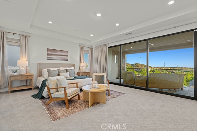 Detail Gallery Image 16 of 53 For 20526 W Deer Grass Ct, Porter Ranch,  CA 91326 - 5 Beds | 5/1 Baths