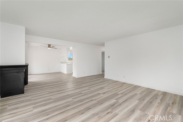 935 W 10th St, San Pedro CA: https://media.crmls.org/medias/996f49fe-816d-49e8-8dff-362be5dedfd9.jpg