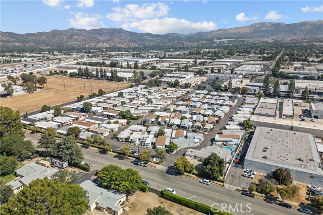 21001 Plummer Street, Chatsworth CA: https://media.crmls.org/medias/996f5caf-4d44-4a18-a986-88fa8b8217e7.jpg