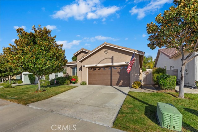 Detail Gallery Image 1 of 1 For 27974 Oakhaven Ln, Menifee,  CA 92584 - 3 Beds | 2 Baths