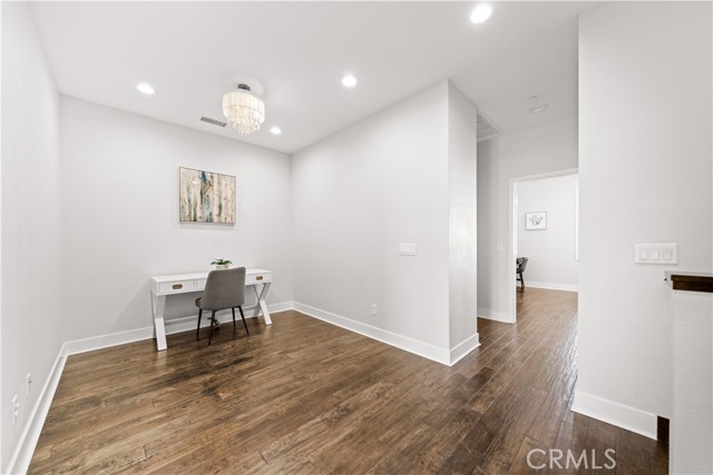 9 Compass Court, Aliso Viejo CA: https://media.crmls.org/medias/996fffe9-6f37-4a81-9db0-d5013bb3aca3.jpg
