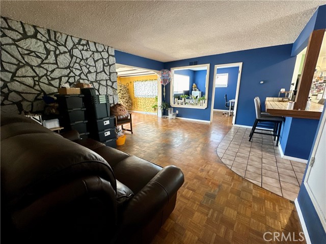 7490 Santa Elena Drive, Buena Park CA: https://media.crmls.org/medias/99710ece-fdc5-45b3-b208-fc023e7a0810.jpg