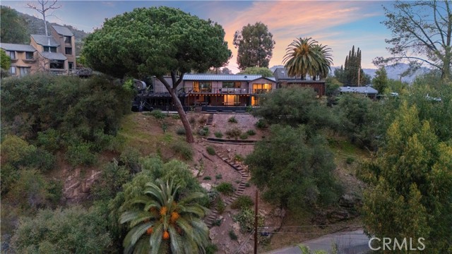 Detail Gallery Image 2 of 56 For 19778 Grand View Dr, Topanga,  CA 90290 - 4 Beds | 4/1 Baths