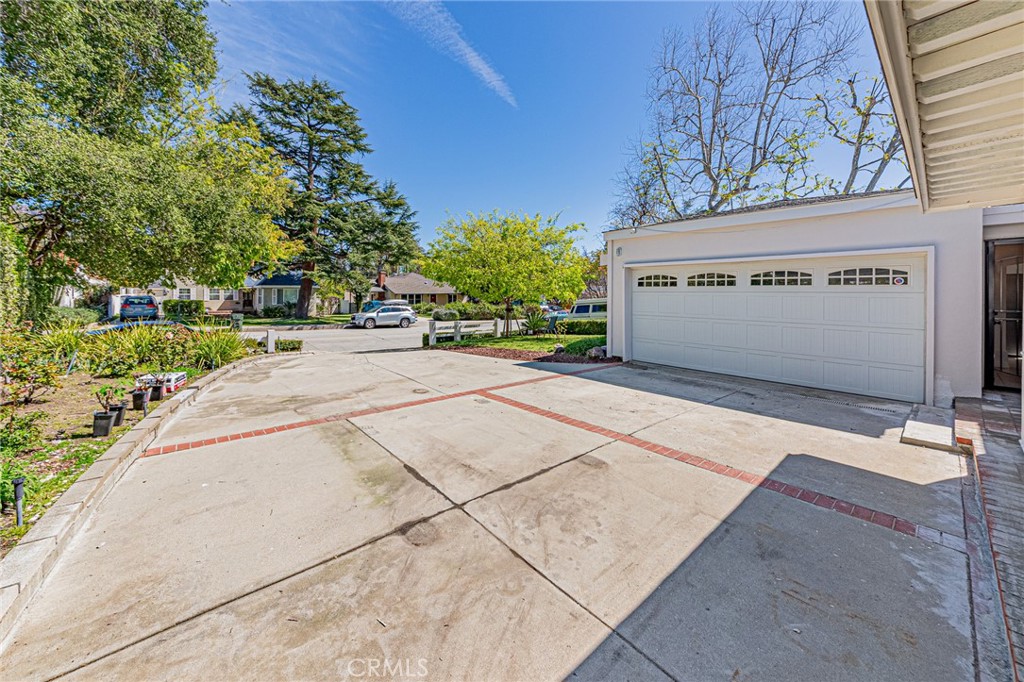 375 Berkshire Avenue La Canada Flintridge img 30