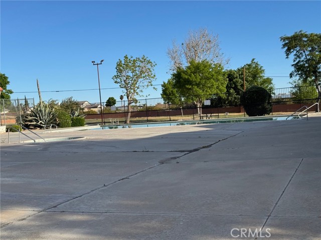 Detail Gallery Image 26 of 75 For 10333 Tamarisk Ave, Hesperia,  CA 92345 - 3 Beds | 2 Baths