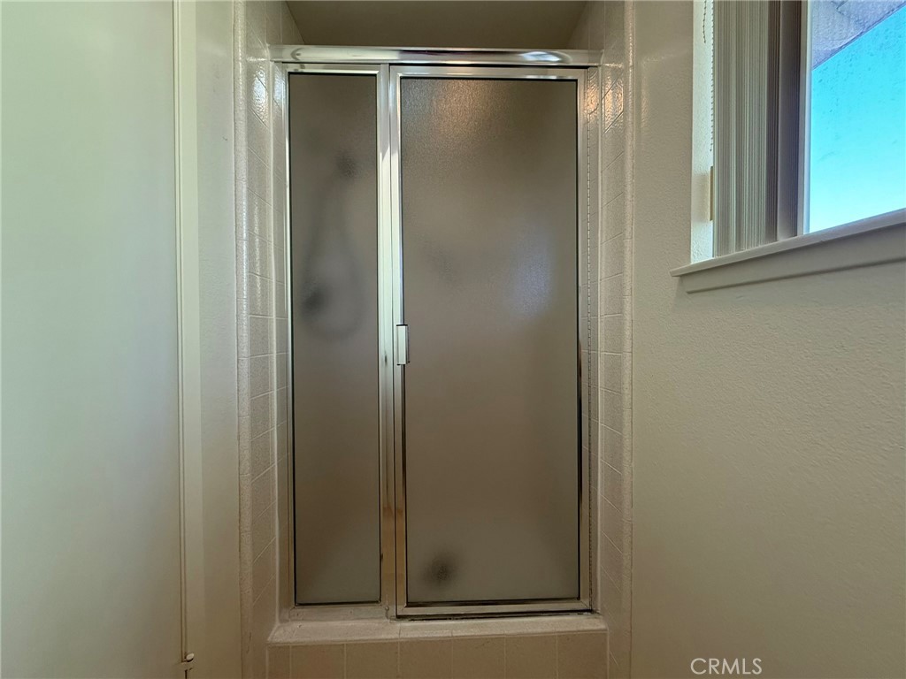 https://media.crmls.org/medias/99745747-80ac-4a28-b432-a8ade9ee3862.jpg?preset=X-Large