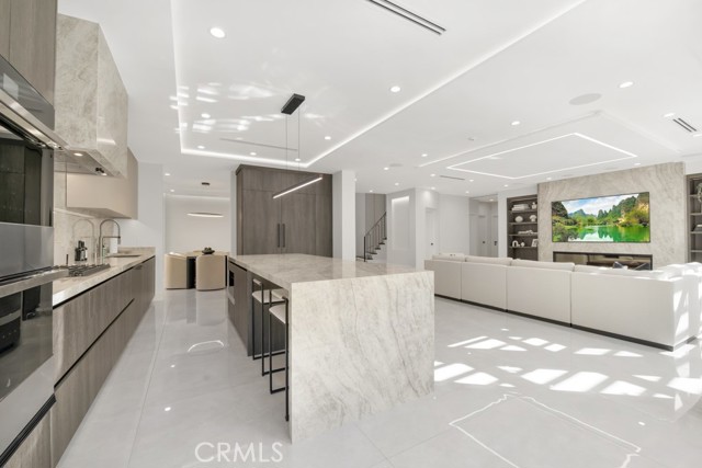 20151 Via Medici, Porter Ranch CA: https://media.crmls.org/medias/9974acec-e08e-4c19-add5-02533b6bb39b.jpg