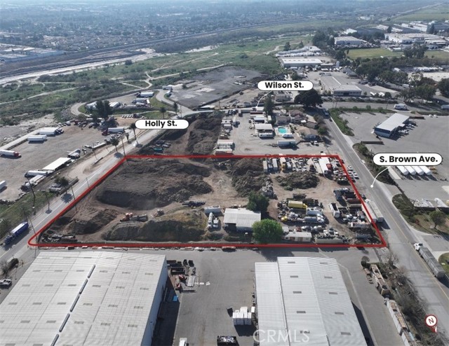 Image 2 of 3 For 1880 Brown Ave