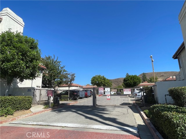 Detail Gallery Image 4 of 10 For 3535 Legato Ct, Pomona,  CA 91766 - 2 Beds | 2 Baths