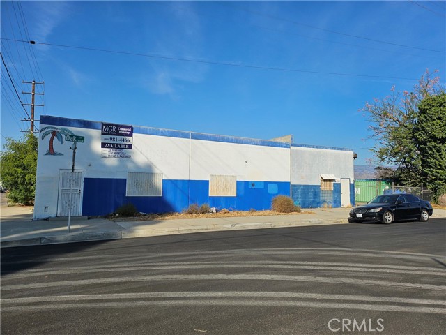 Image 1 of 3 For 444 Oak Street