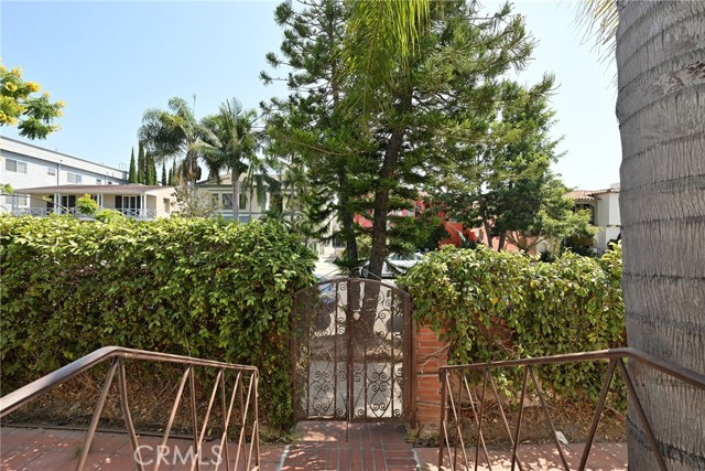 Detail Gallery Image 16 of 16 For 7929 Blackburn Ave, Los Angeles,  CA 90048 - 3 Beds | 2 Baths