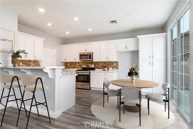 Detail Gallery Image 11 of 43 For 34083 Lily Rd #33,  Yucaipa,  CA 92399 - 3 Beds | 2/1 Baths