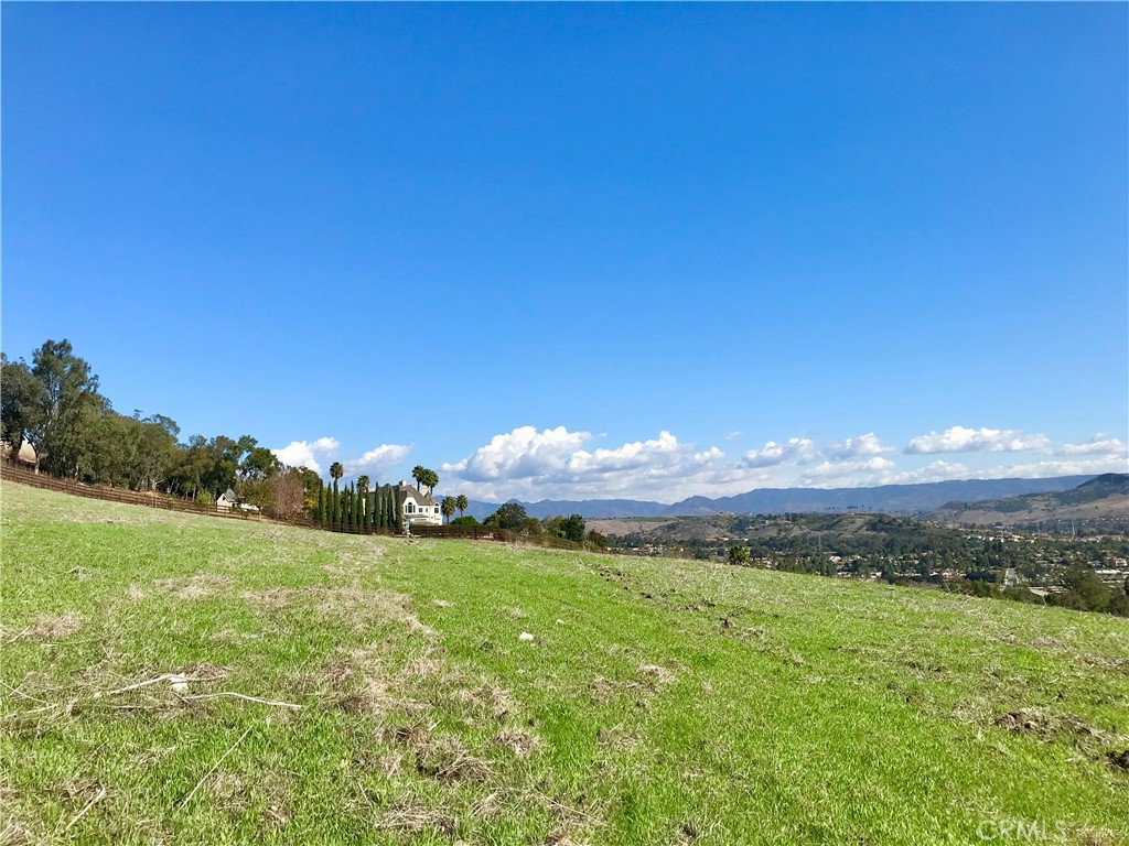 MLS #OC26172459 image #10