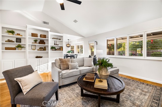Detail Gallery Image 16 of 57 For 2286 Burlingame Drive, Chico,  CA 95928 - 4 Beds | 3 Baths