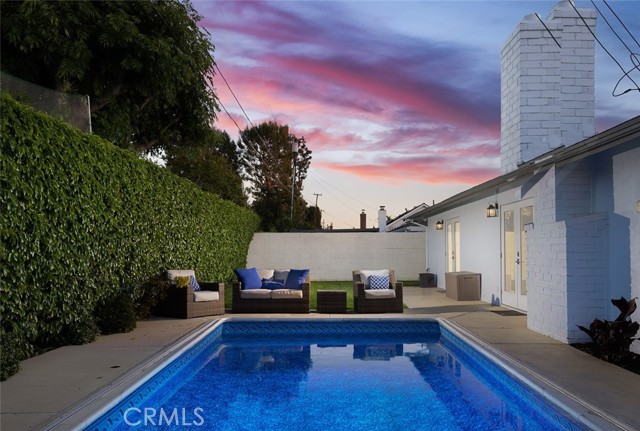 1055 N Mallard St., Orange CA: https://media.crmls.org/medias/9977fb84-25f4-4938-bf6e-e0a65d8cd0ec.jpg