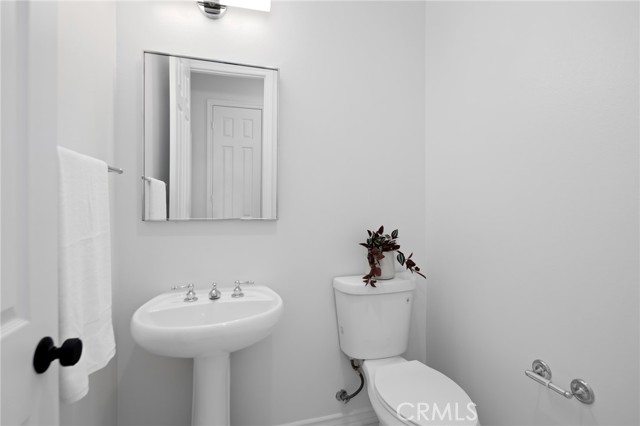 9978a640 051e 4b3a 80d6 C305828dece3