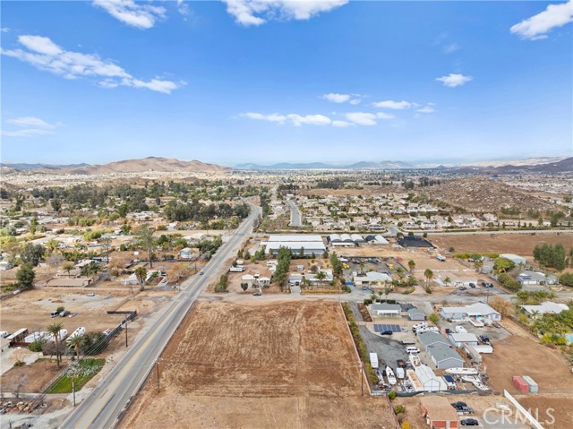 0 Murrieta Rd, Menifee CA: https://media.crmls.org/medias/997a2a93-3f5f-42d0-b30b-2ab75ed7bdf7.jpg