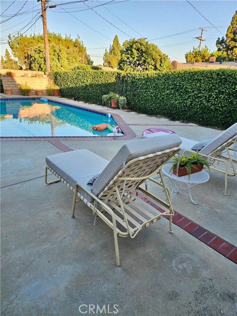 Detail Gallery Image 26 of 29 For 17406 Blackhawk St, Granada Hills,  CA 91344 - 4 Beds | 2/1 Baths