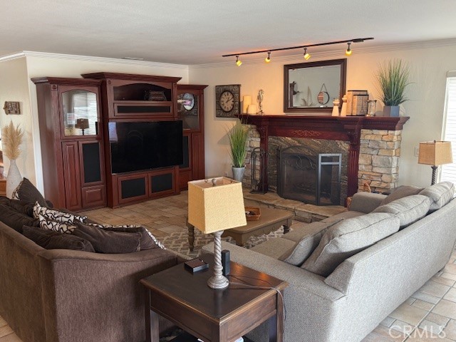 30265 Channel Way Drive, Canyon Lake CA: https://media.crmls.org/medias/997b522e-8ee1-4781-ad5d-091300d4745d.jpg