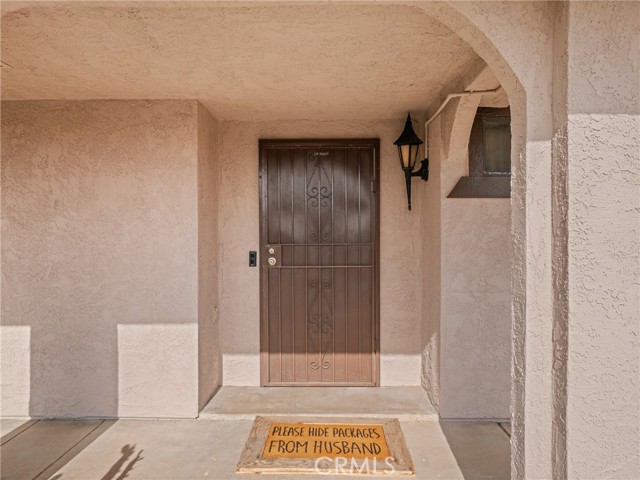 Detail Gallery Image 4 of 40 For 14005 Apple Valley Rd, Apple Valley,  CA 92307 - 3 Beds | 2 Baths