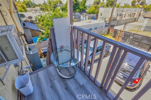 9203 Beach Street, Los Angeles CA: https://media.crmls.org/medias/997bb241-320b-45c1-892c-02c869317642.jpg