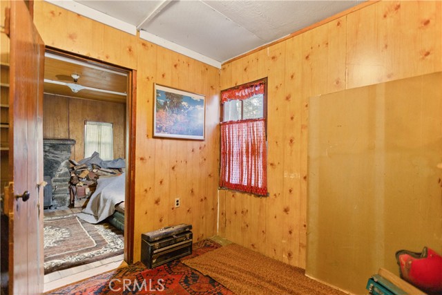 Detail Gallery Image 9 of 20 For 1376 Irene, Wrightwood,  CA 92397 - 2 Beds | 1 Baths