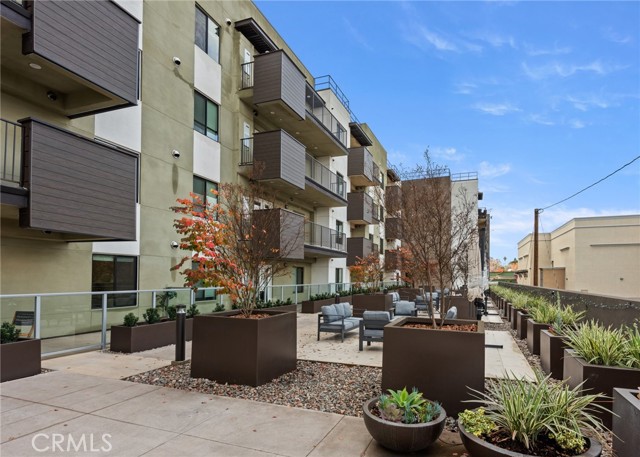 Detail Gallery Image 10 of 50 For 419 N Chandler Ave #313,  Monterey Park,  CA 91754 - 2 Beds | 2/1 Baths