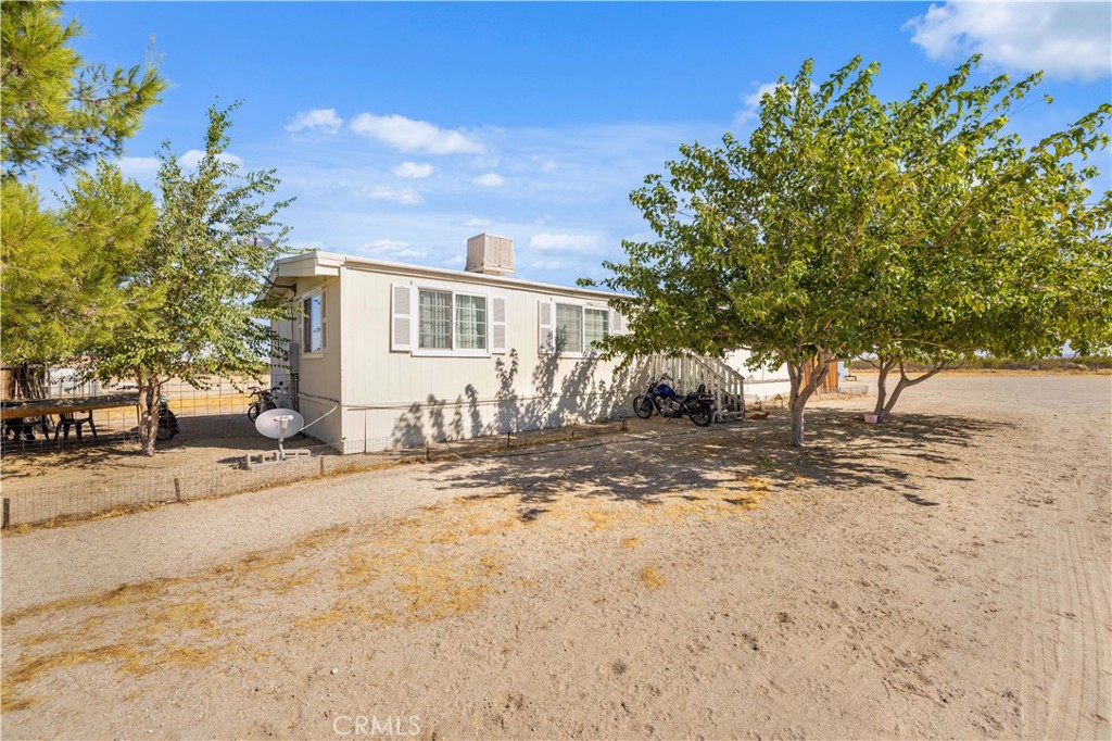 12237 E Avenue S9