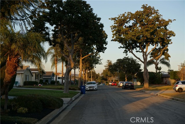 Detail Gallery Image 3 of 29 For 11033 Theis Ave, Whittier,  CA 90604 - 3 Beds | 2 Baths