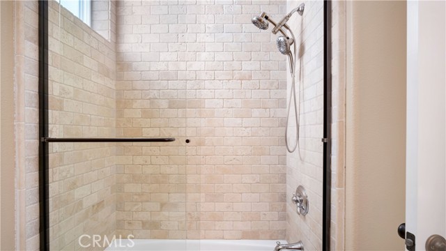 Detail Gallery Image 12 of 30 For 431 Iris Ave, Corona Del Mar,  CA 92625 - 3 Beds | 3 Baths