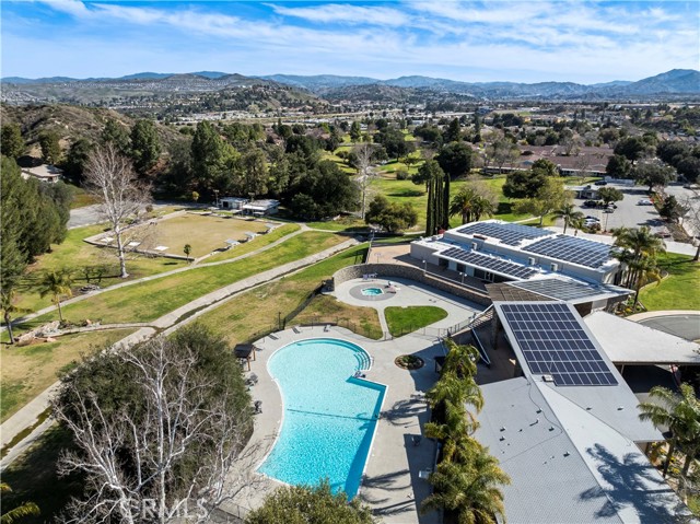 Detail Gallery Image 34 of 42 For 26824 Circle of the Oaks, Newhall,  CA 91321 - 2 Beds | 2 Baths