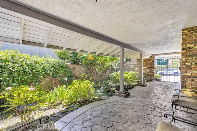 4338 Deerpark Court photo 5