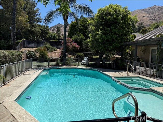Detail Gallery Image 34 of 38 For 23020 Jensen Ct, Grand Terrace,  CA 92313 - 3 Beds | 2 Baths