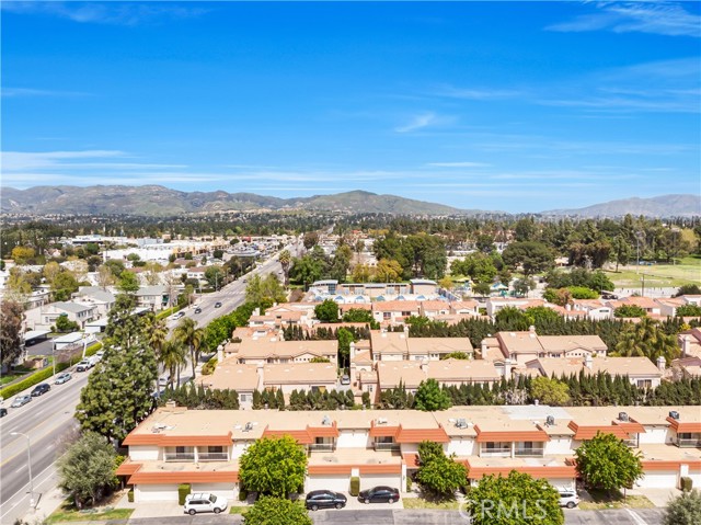 9936 Reseda Boulevard, 42 photo 3