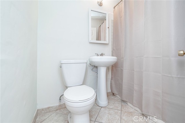 Detail Gallery Image 10 of 24 For 13007 Avalon Bld, Los Angeles,  CA 90061 - – Beds | – Baths