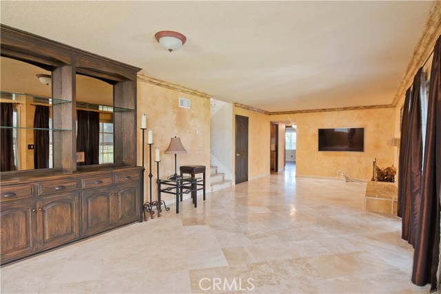 Detail Gallery Image 25 of 41 For 4389 San Blas Ave, Woodland Hills,  CA 91364 - 4 Beds | 2/1 Baths