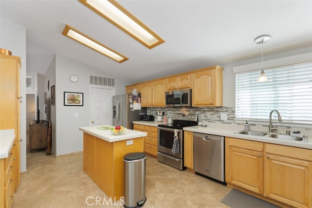 Detail Gallery Image 12 of 42 For 27250 Murrieta Rd #292,  Menifee,  CA 92586 - 3 Beds | 2 Baths