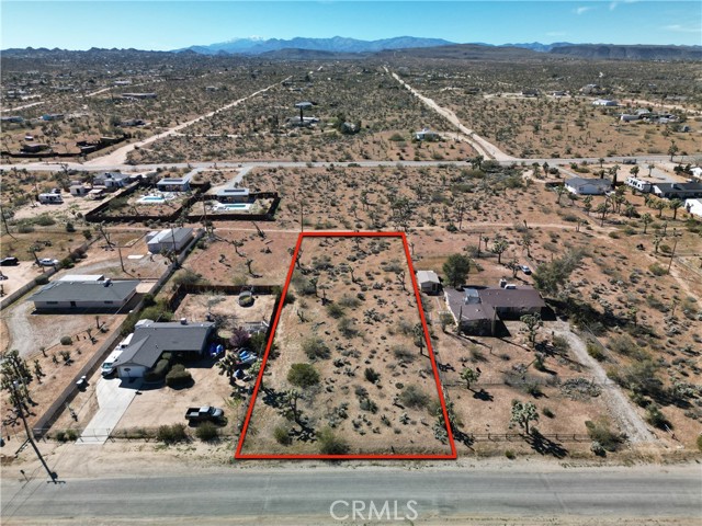 0 Camarilla Avenue, Yucca Valley CA: https://media.crmls.org/medias/99808860-6c8e-45f6-b82c-c31edebffdda.jpg