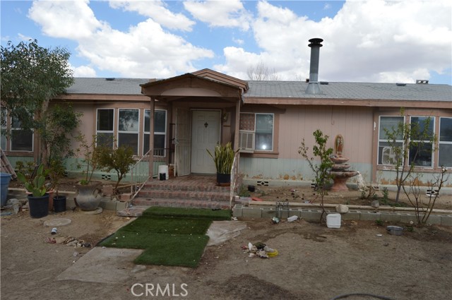 Detail Gallery Image 3 of 60 For 12263 Mountain Rd, Pinon Hills,  CA 92372 - 3 Beds | 2 Baths