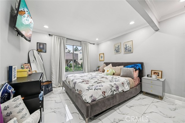 Detail Gallery Image 18 of 32 For 1430 Cabrillo Park #B,  Santa Ana,  CA 92701 - 2 Beds | 2 Baths
