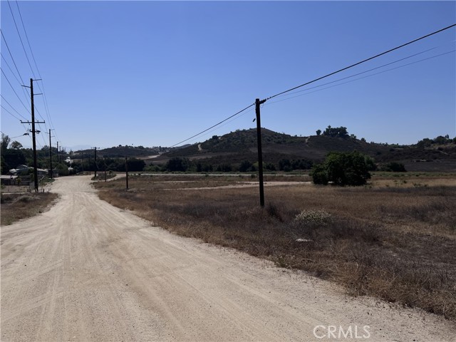 Detail Gallery Image 5 of 9 For 32962 West Ave, Wildomar,  CA 92595 - – Beds | – Baths